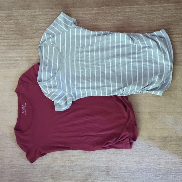 Motherhood Maternity Tops - Motherhood Maternity S T-shirts